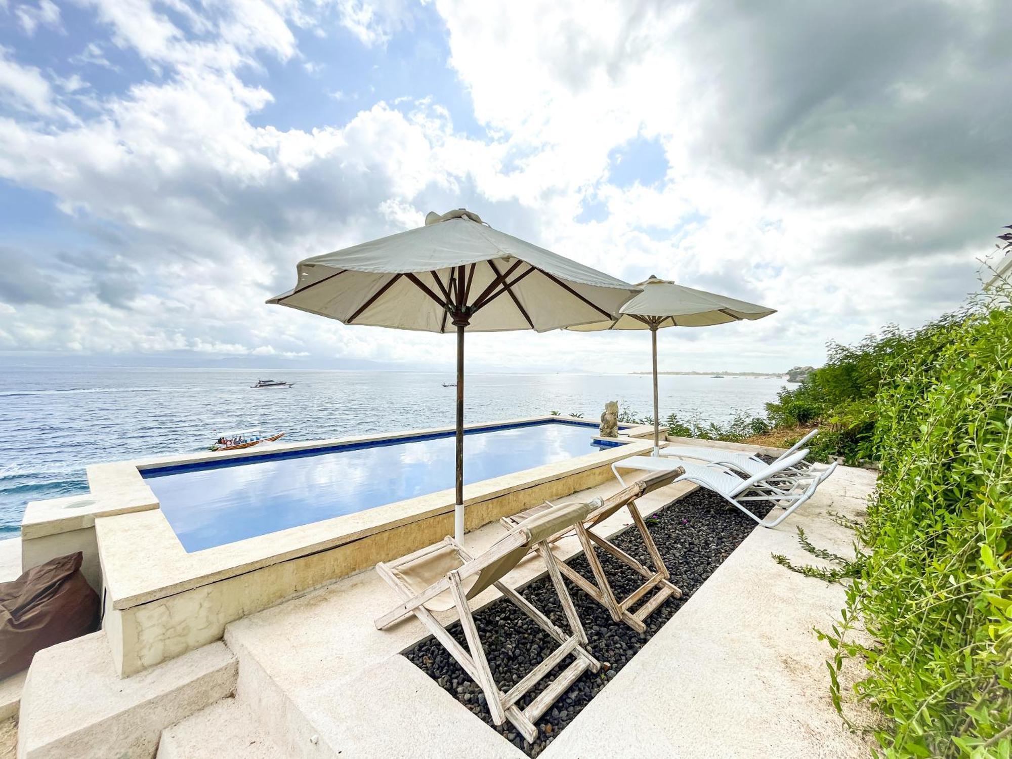 The Edge Lembongan Villa Exterior photo