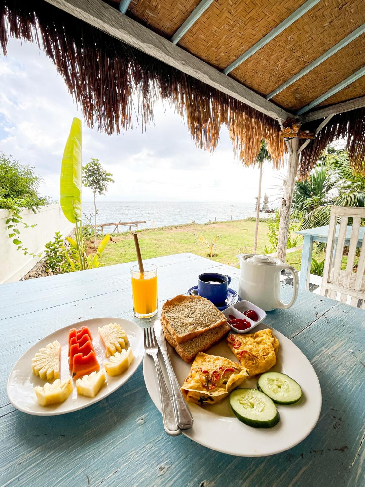 The Edge Lembongan Villa Exterior photo